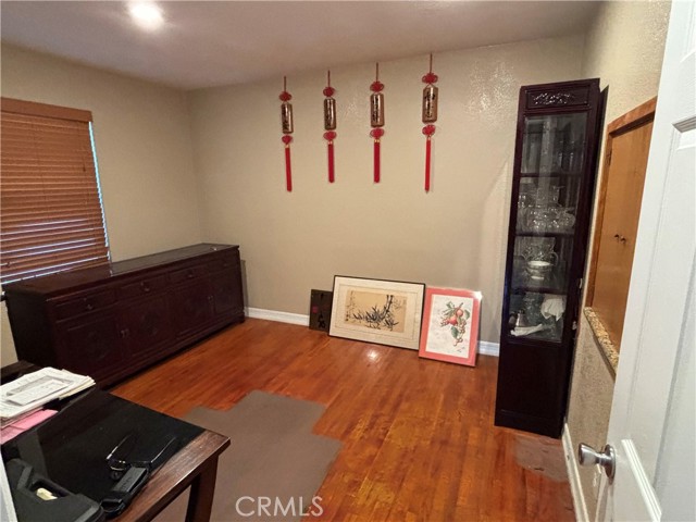 678 Ash Avenue, Chula Vista CA: https://media.crmls.org/medias/4aa3f314-8866-4c99-9f59-77d9f79d4ad9.jpg