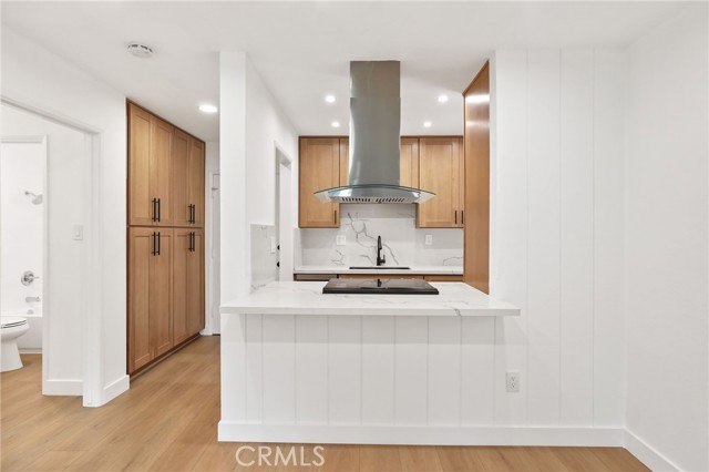 Front Image Thumbnail for CRPW26176364