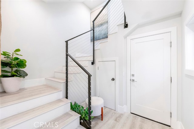417 E Bay, Newport Beach CA: https://media.crmls.org/medias/4aa55f00-7d49-4817-87e3-4b4a13d9854d.jpg