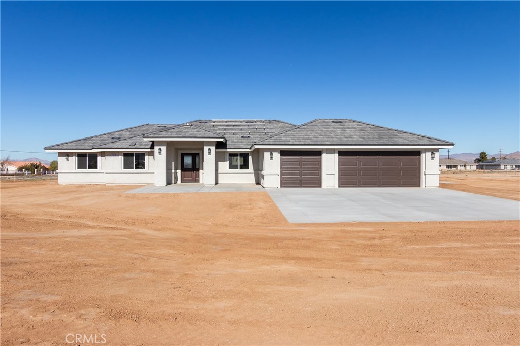 22520 Houston Street