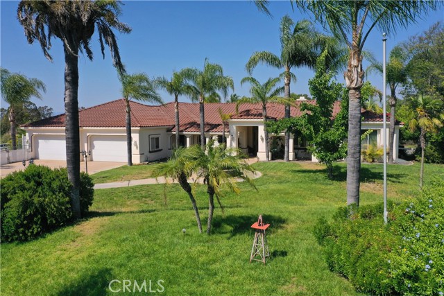 17470 Vanderhill Circle, Perris CA: https://media.crmls.org/medias/4aa67aac-dc57-4a10-8cd3-a15b538be0c4.jpg