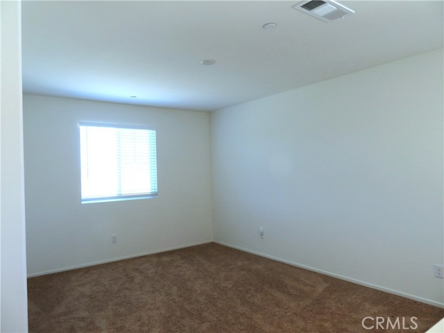 29157 Sunforest, Lake Elsinore CA: https://media.crmls.org/medias/4aa68408-875a-4d1d-8db2-8b95c2a43b76.jpg