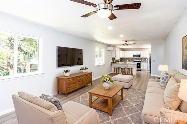 Detail Gallery Image 2 of 35 For 19208 Stonegate Rd, Hidden Valley Lake,  CA 95467 - 3 Beds | 2 Baths