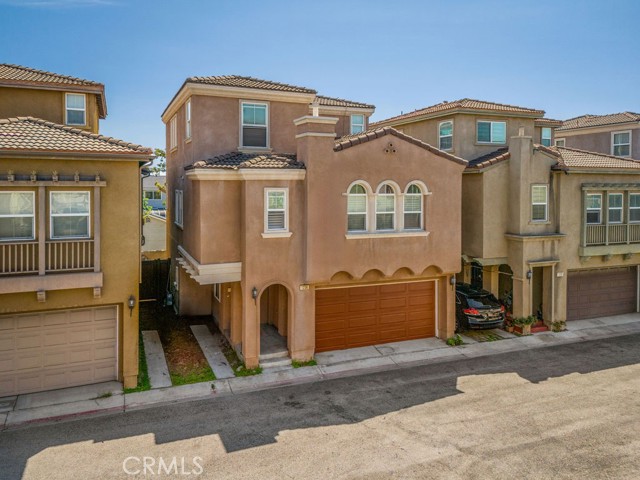 Detail Gallery Image 1 of 38 For 1236 Cottage Pl, Gardena,  CA 90247 - 3 Beds | 4 Baths