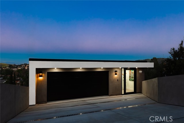 Detail Gallery Image 48 of 58 For 5134 Medina Rd, Woodland Hills,  CA 91364 - 5 Beds | 5/1 Baths