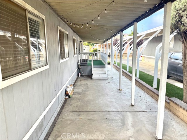 Detail Gallery Image 2 of 30 For 1550 Rimpau #37,  Corona,  CA 92881 - 3 Beds | 2 Baths