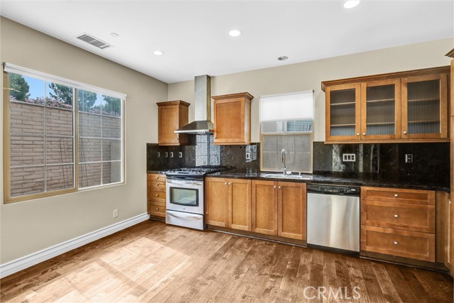 Detail Gallery Image 10 of 33 For 121 Costa Brava, Irvine,  CA 92620 - 3 Beds | 2/1 Baths