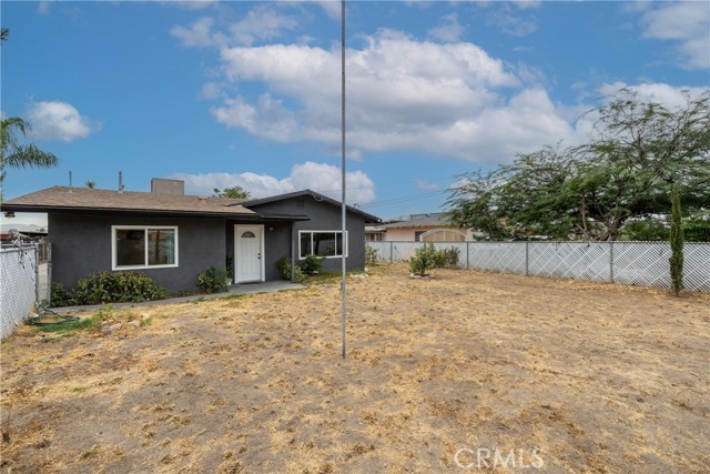 Detail Gallery Image 1 of 25 For 25481 6th St, San Bernardino,  CA 92410 - 2 Beds | 1 Baths