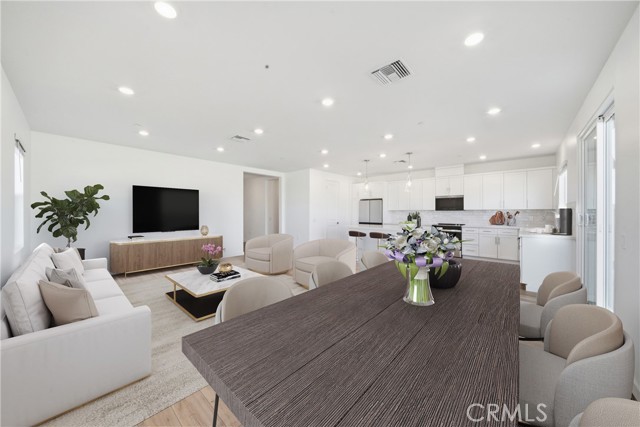 Detail Gallery Image 10 of 36 For 3248 E Avenue J-3, Lancaster,  CA 93535 - 3 Beds | 2 Baths