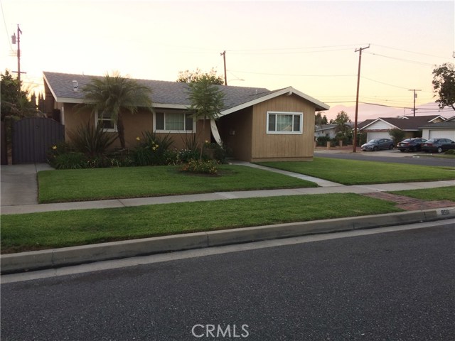 959 N Rimsdale Ave, Covina, CA 91722