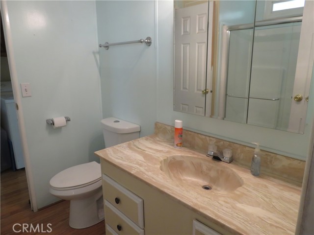 Detail Gallery Image 16 of 17 For 704 Grovelake Dr, Placentia,  CA 92870 - 2 Beds | 2 Baths