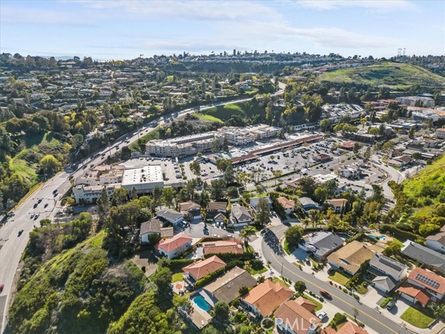 28013 Seashell Way, Rancho Palos Verdes, California 90275, 5 Bedrooms Bedrooms, ,3 BathroomsBathrooms,Single Family Residence,For Sale,Seashell Way,OC24031357