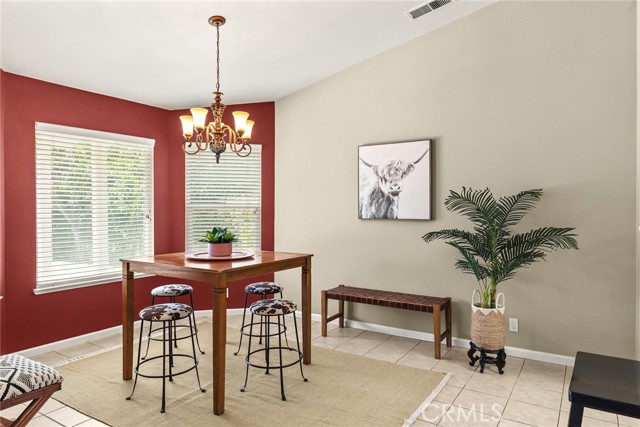 3049 Coach Lite Drive, Chico CA: https://media.crmls.org/medias/4aaa5d87-fa15-4a9d-9e8d-d997b1536b28.jpg