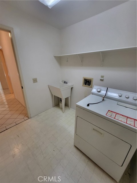 40132 ZAMURA Court, Murrieta CA: https://media.crmls.org/medias/4aab44ff-5a7e-4b39-a73a-3ce2b1a25445.jpg