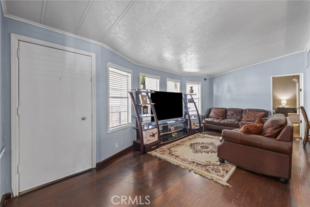 Detail Gallery Image 17 of 40 For 4 Dogwood Ln, Bakersfield,  CA 93308 - 3 Beds | 2 Baths