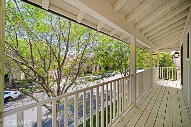 Detail Gallery Image 7 of 8 For 210 Canvas, Irvine,  CA 92620 - 4 Beds | 3/1 Baths