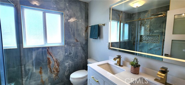 Detail Gallery Image 12 of 23 For 21682 Ocean Vista Dr a,  Laguna Beach,  CA 92651 - 2 Beds | 1 Baths