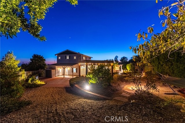 2102 Buena Vista Drive, Camarillo CA: https://media.crmls.org/medias/4aad19b4-4a4d-4729-8f1a-2ca568bbe0e8.jpg