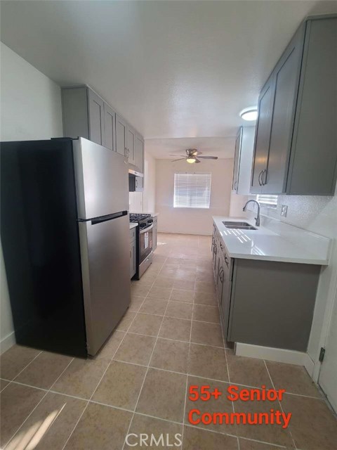 Detail Gallery Image 6 of 10 For 2424 San Pedro, Hemet,  CA 92545 - 2 Beds | 1 Baths