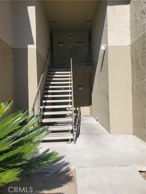 Detail Gallery Image 1 of 20 For 10151 Arrow Route #33,  Rancho Cucamonga,  CA 91730 - 1 Beds | 1 Baths