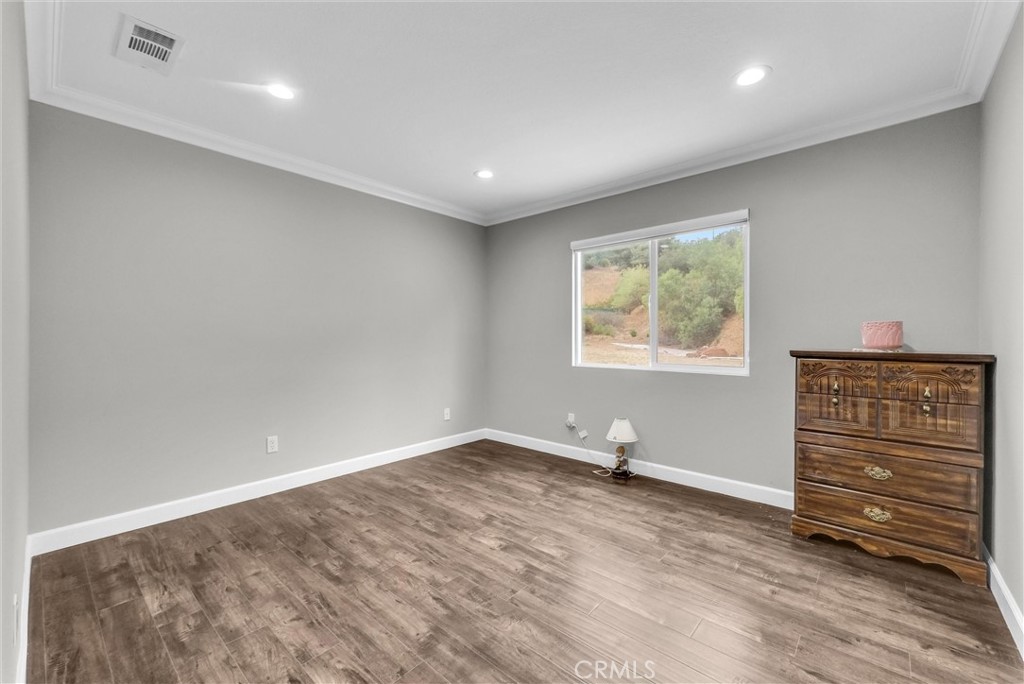 MLS #WS25229211 image #31