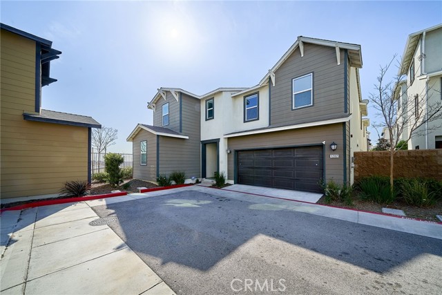 Detail Gallery Image 2 of 27 For 1202 Clipper Ln, Harbor City,  CA 90710 - 4 Beds | 3 Baths