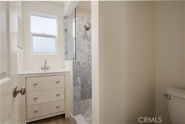 1273 S Sycamore Avenue, Los Angeles CA: https://media.crmls.org/medias/4aaedd79-97bb-4b09-9e27-d87a54ee4d6c.jpg