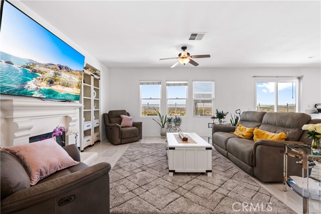44839 Mumm Street, Temecula CA: https://media.crmls.org/medias/4aaf186a-6fd8-4005-a099-75df34ec25a9.jpg