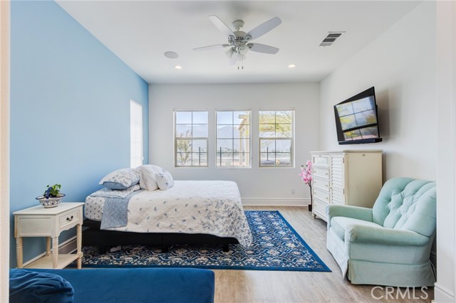 11537 Alton Drive, Corona CA: https://media.crmls.org/medias/4aaf1c46-cdcd-46d9-8f71-d2ca1f219a5d.jpg