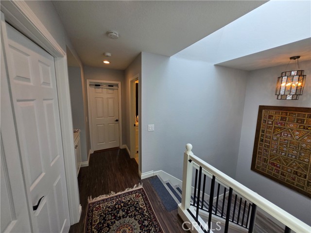 5 Carriage Hill Lane, Laguna Hills CA: https://media.crmls.org/medias/4aaf8daf-de4e-4ef7-9869-6fb5005f70f5.jpg