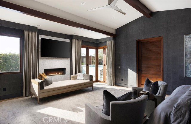 4512 Roxbury Road, Corona del Mar CA: https://media.crmls.org/medias/4ab03671-1f68-474d-b7a4-05a2bfd5e104.jpg