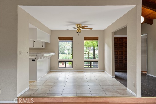55 Roseanna Court, Chico CA: https://media.crmls.org/medias/4ab0f023-a83d-457a-8fa3-109efabbd37d.jpg