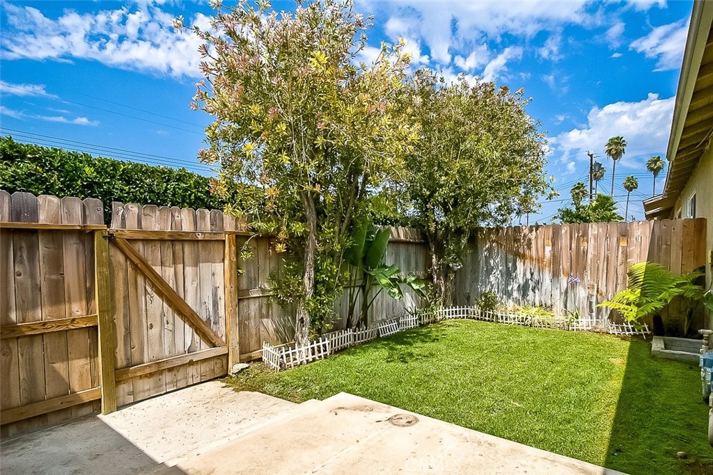 MLS #OC26168756 image #16