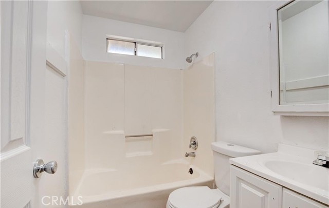 Detail Gallery Image 6 of 12 For 16010 Olive, Hesperia,  CA 92345 - – Beds | – Baths