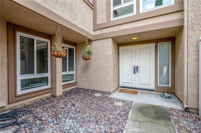 Detail Gallery Image 3 of 49 For 24521 Veronica Ct, Mission Viejo,  CA 92691 - 4 Beds | 2/1 Baths