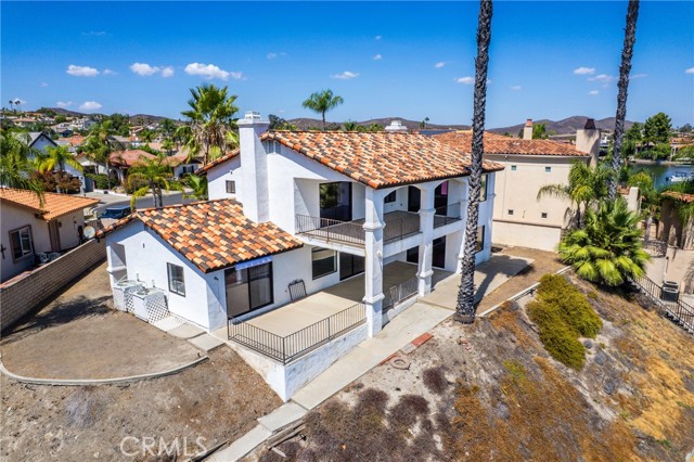 21998 Strawberry Lane, Canyon Lake CA: https://media.crmls.org/medias/4ab24897-4b43-497b-ac95-841065ed391e.jpg
