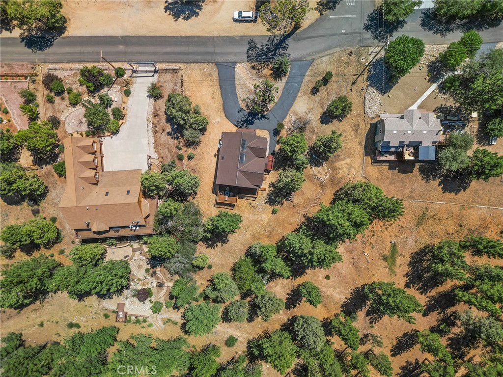 https://media.crmls.org/medias/4ab2ec21-e44c-417b-99d5-0fff682644a0.jpg?preset=X-Large