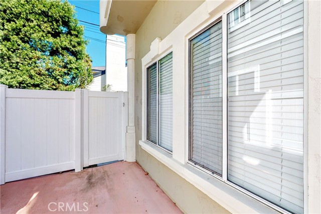 2209 Robinson Street, Redondo Beach, California 90278, 4 Bedrooms Bedrooms, ,2 BathroomsBathrooms,Residential,Sold,Robinson,WS22200228