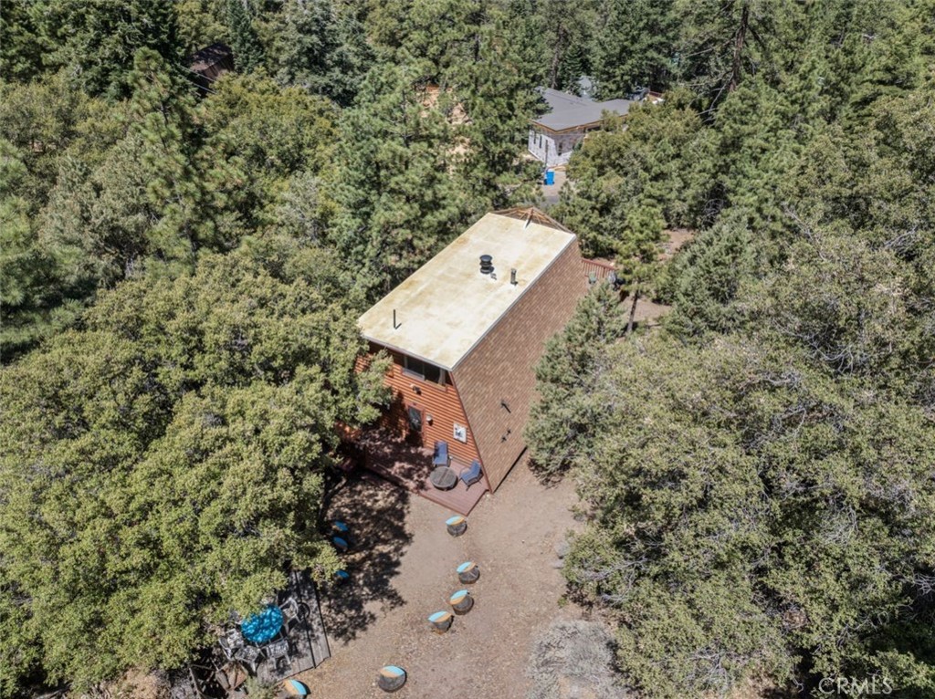 https://media.crmls.org/medias/4ab4415e-57b2-4406-9c16-6b8a559521ac.jpg?preset=X-Large