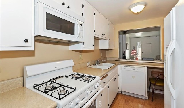 Kitchen available in clubhouse for entertaining