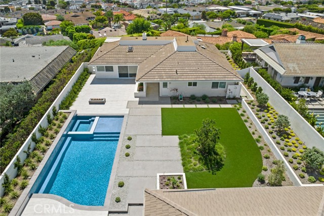 Detail Gallery Image 37 of 58 For 3601 Seabreeze Ln, Corona Del Mar,  CA 92625 - 4 Beds | 2/1 Baths