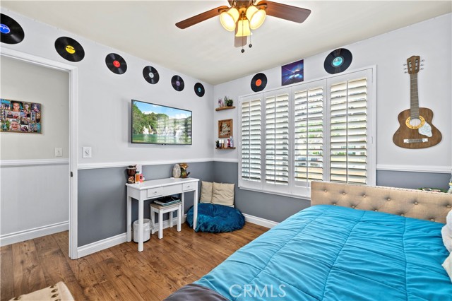 26927 Cuatro Milpas Street, Valencia CA: https://media.crmls.org/medias/4ab56a29-fb5e-4391-ba3b-8037d5517227.jpg