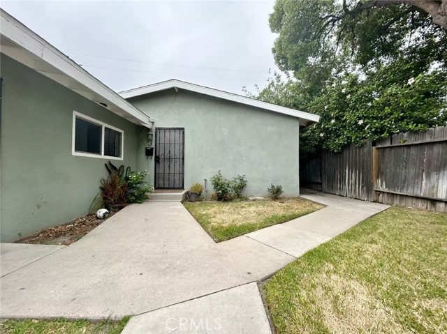 Detail Gallery Image 3 of 17 For 1016 W El Morado Ct #C,  Ontario,  CA 91762 - 2 Beds | 1 Baths