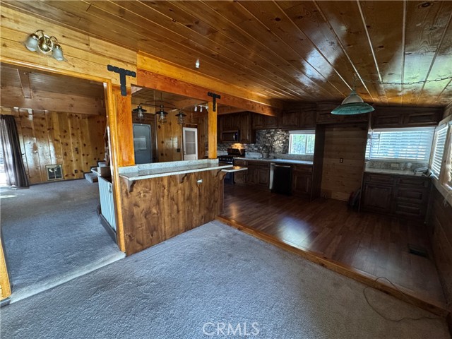 Detail Gallery Image 34 of 57 For 5180 Lone Pine Canyon, Wrightwood,  CA 92397 - 4 Beds | 2 Baths