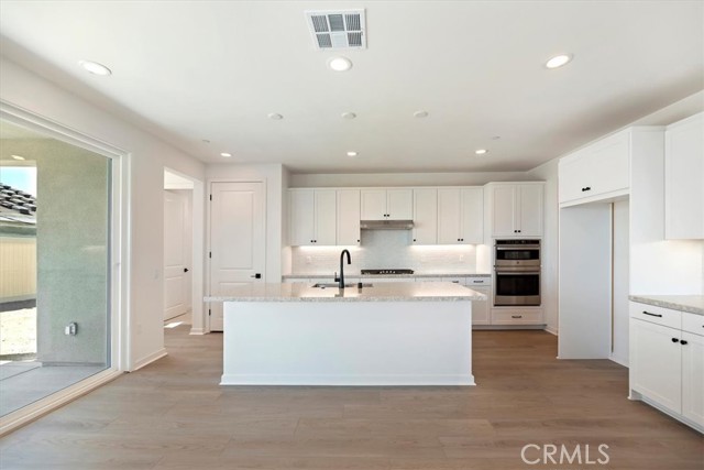 28903 Terrane Court, Canyon Country CA: https://media.crmls.org/medias/4ab69ca5-e710-4f40-a763-bd9b68bcca2d.jpg
