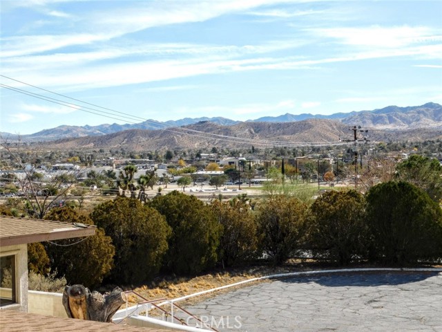 Detail Gallery Image 15 of 55 For 6845 Sage Ave, Yucca Valley,  CA 92284 - 5 Beds | 4 Baths