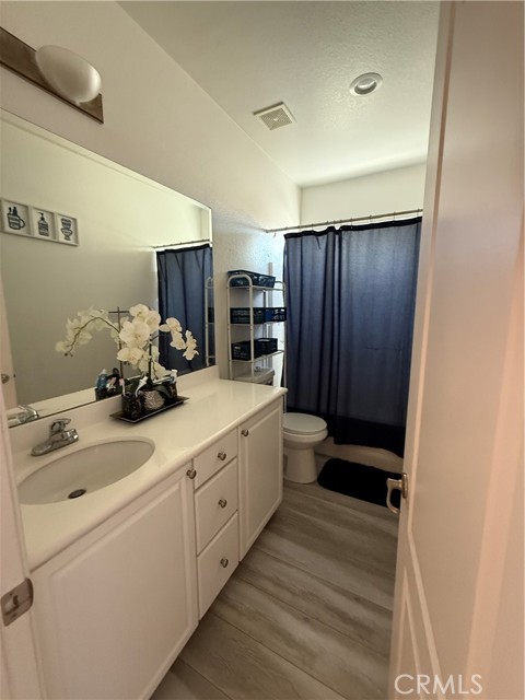 Detail Gallery Image 39 of 44 For 15974 Golden Meadow Ln, Victorville,  CA 92394 - 3 Beds | 2/1 Baths