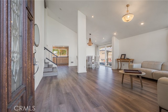 Detail Gallery Image 4 of 45 For 2410 S Sandpiper, Ontario,  CA 91761 - 4 Beds | 3 Baths