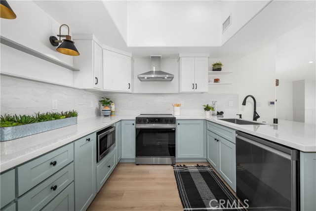 Detail Gallery Image 23 of 44 For 1641 Monterey Rd 18e,  Seal Beach,  CA 90740 - 2 Beds | 2 Baths