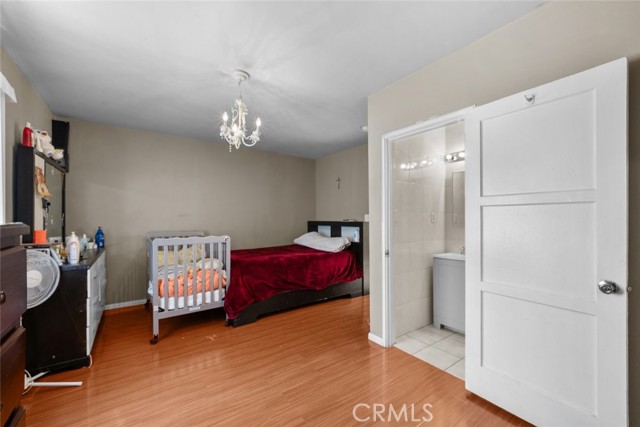 Detail Gallery Image 13 of 44 For 9625 Alexander Ave, South Gate,  CA 90280 - 3 Beds | 2 Baths